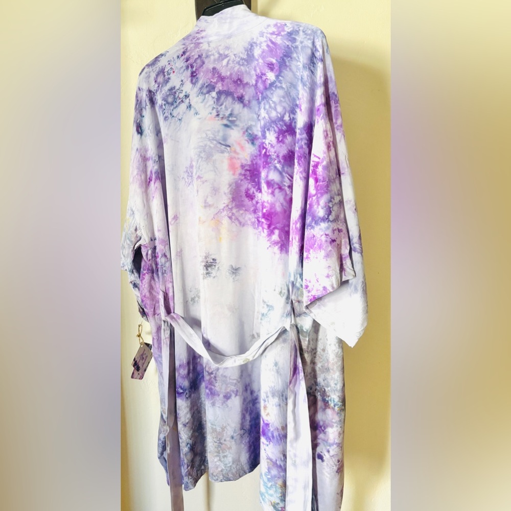 Hand Dyed Robe/Kimono - Picture 2 of 7
